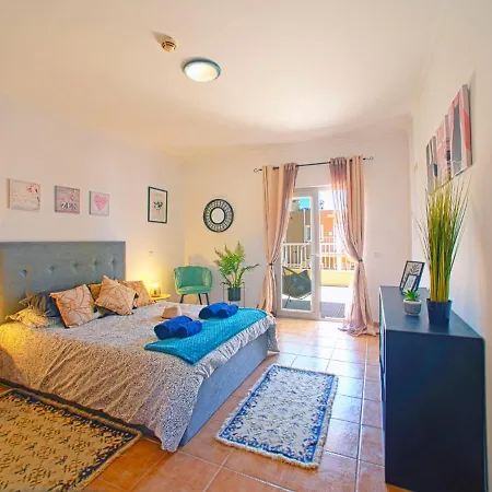 度假居 In Barrocal By Interhome